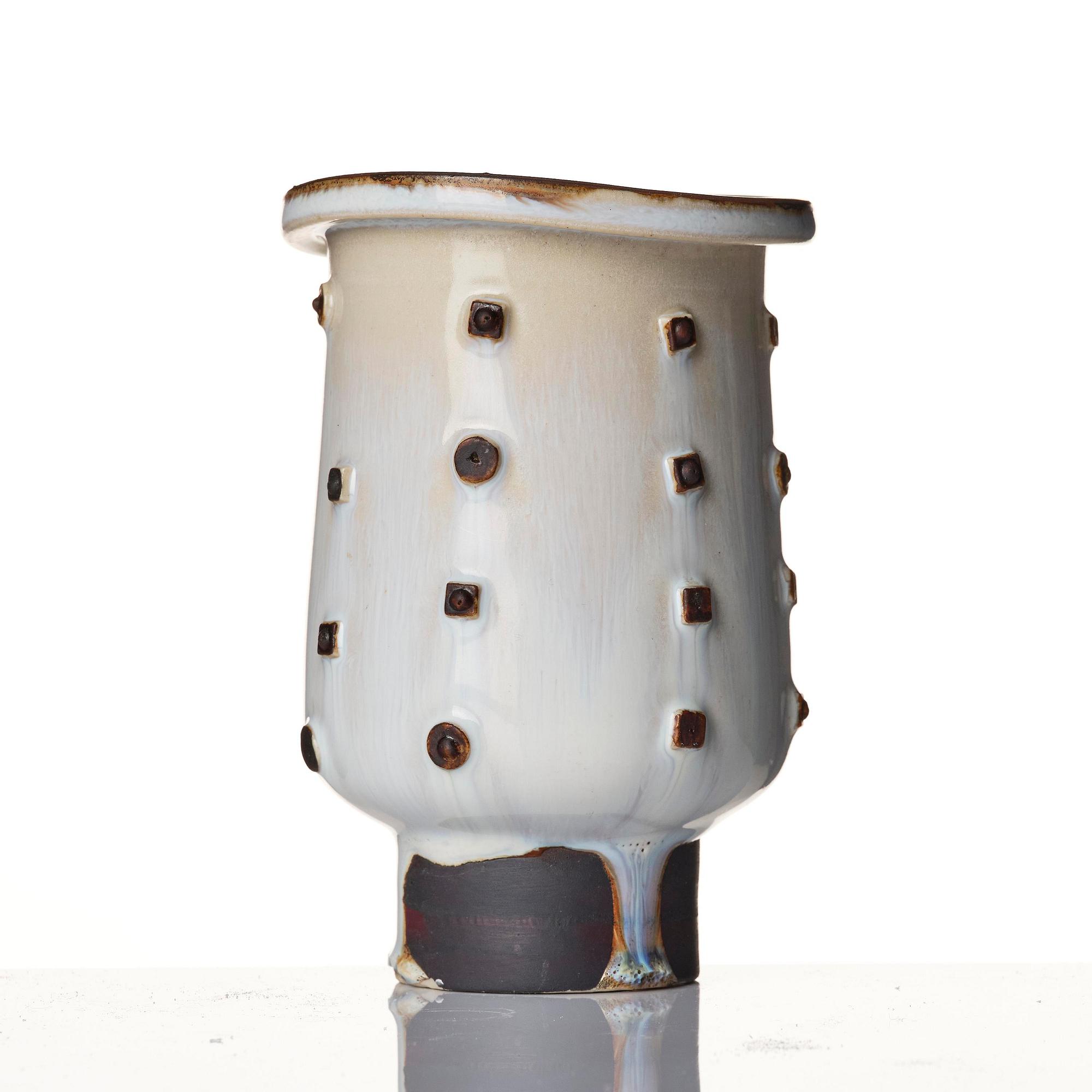Wilhelm Kåge, a set of two stoneware vases, Gustavsberg Studio 1940s.