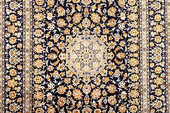 Matta, Keshan, ca. 367 x 241 cm.