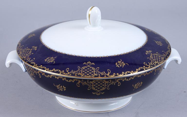 MATSERVIS, 54 delar, porslin, Rosenthal, 1900-talets mitt.