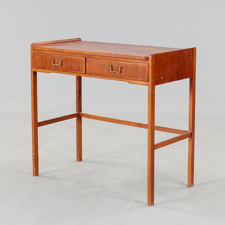 SIDEBOARD, 1900-talets andra hälft.