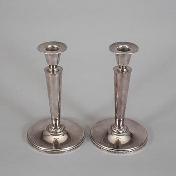 LJUSSTAKAR, ett par, silver, Eric Råström, Stockholm. Vikt ca 338 g.