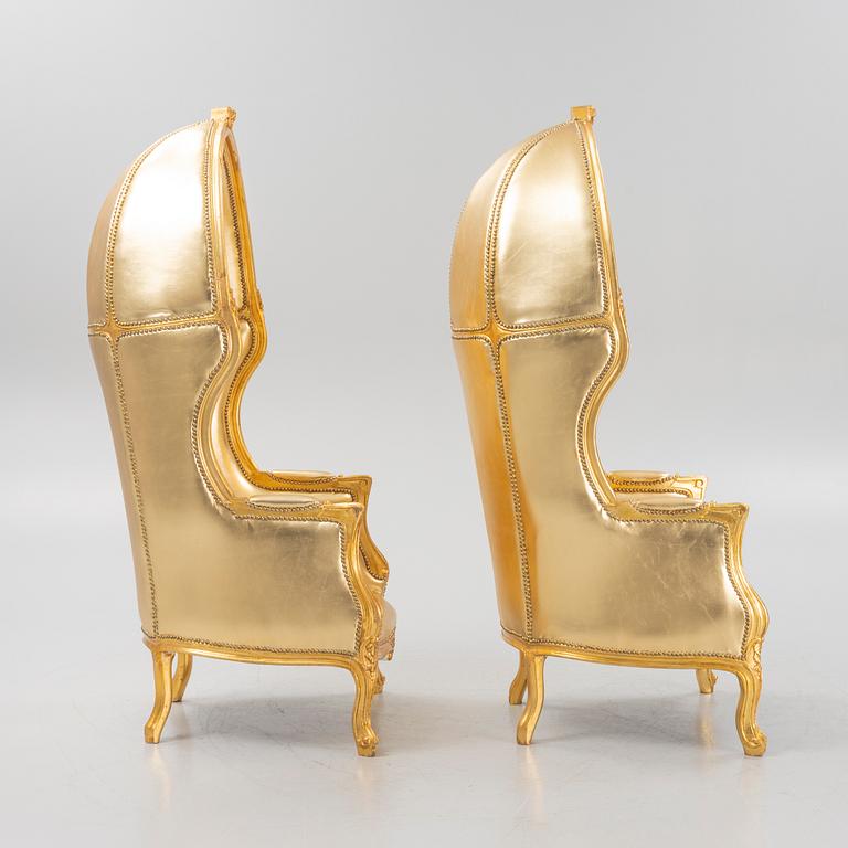 A pair of Louis XV-style 'Fauteuil carrosse' armchairs, 21st century.