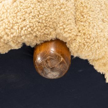 A pair of armchairs, Scandinavia, 1930's/40's.