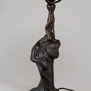 A HALVAR FRISENDAH bronze table lamp.