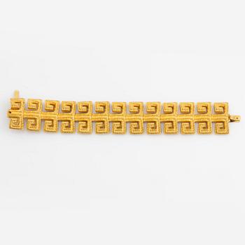 An 18K gold Maramenos & Pateras bracelet.