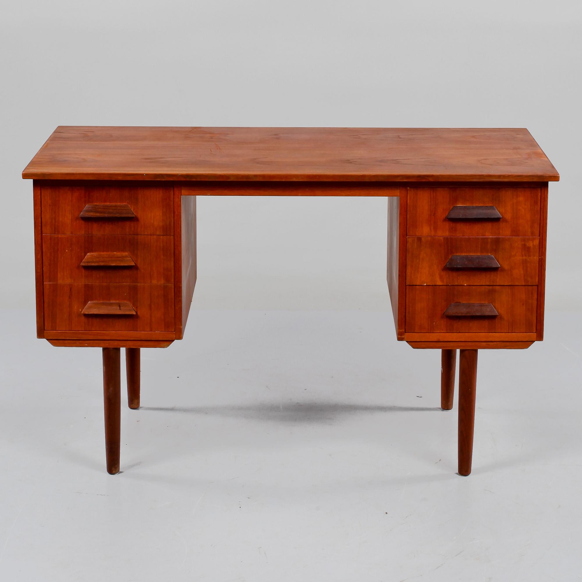 SKRIVBORD, Danmark, 1900-talets tredje kvartal.