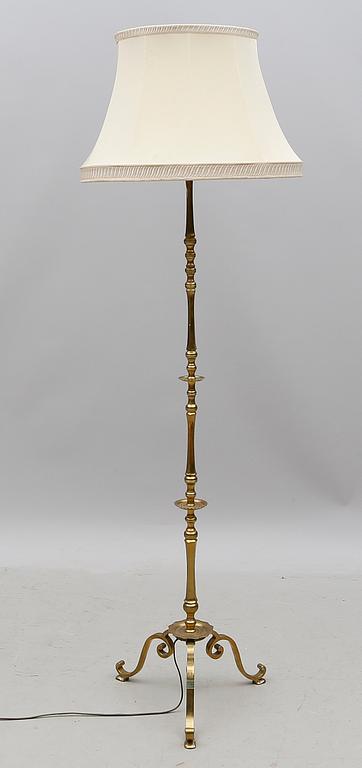 GOLVLAMPA, 1900-talets andra hälft.