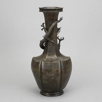VAS, brons, Japan, Meiji, (1868-1912).