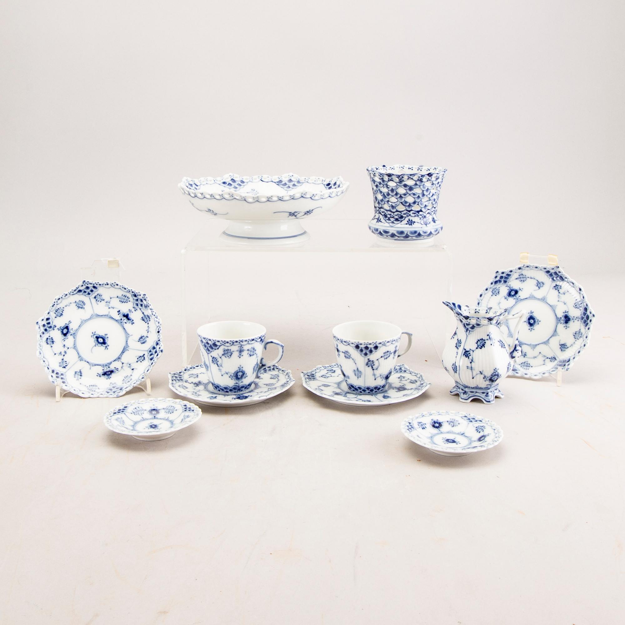 Servis, 11 dlr Musselmalet helblonde Royal Copenhagen porslin ca 1970.