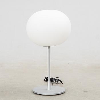 Jasper Morrison, Table lamp "Glo ball" for Flos 2000s.