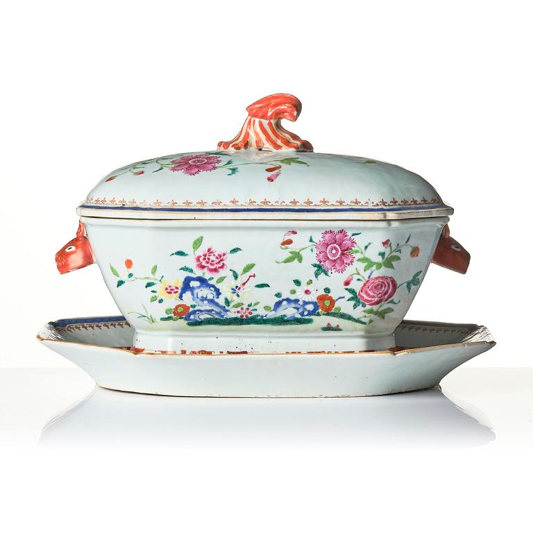 A famille rose tureen with cover and a serving dish, Qing dynasty, Qianlong (1736-95).