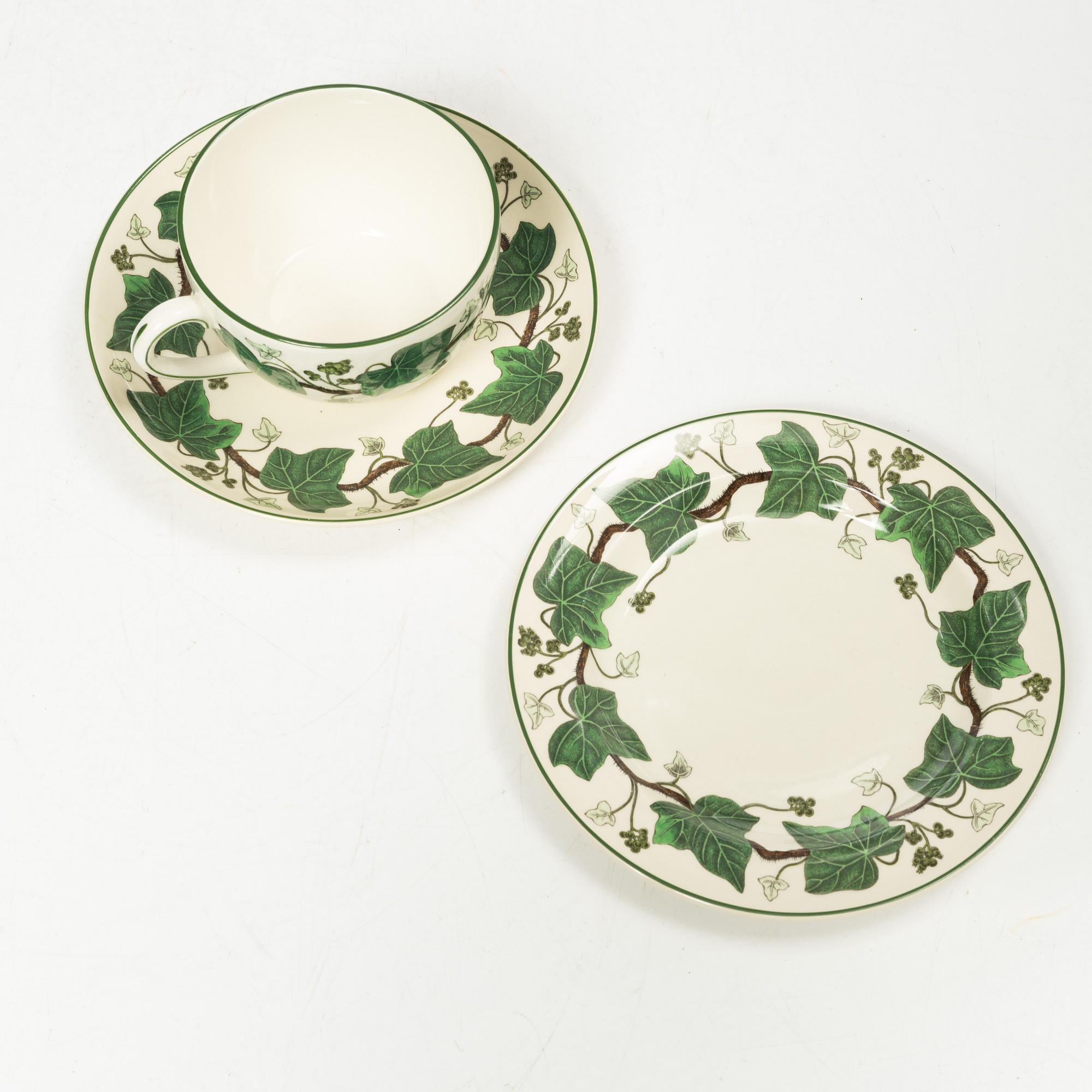 A 22-piece 'Napoleon Ivy' tea service, Wedgwood, England.