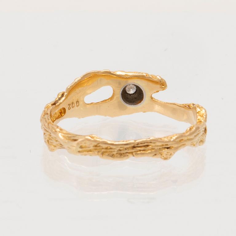 Björn Weckström ring "Diamantdamm" 18K vitt och rött guld med en rund briljantslipad diamant, Lapponia 2007.