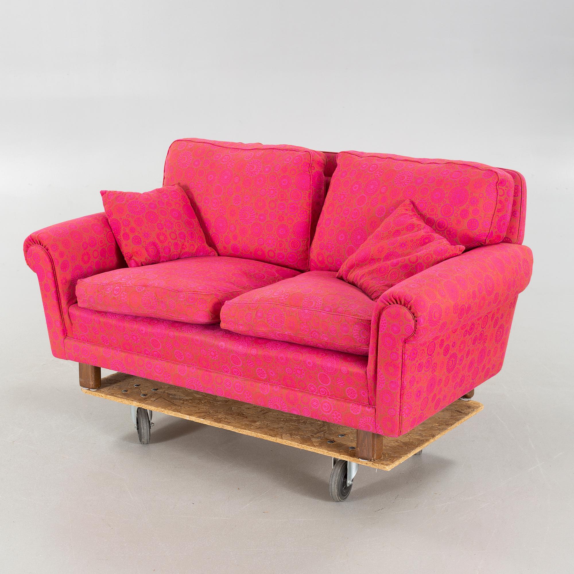 A sofa attributed to Inge Andersson for Bröderna Andersson from the second half of the 20th century.