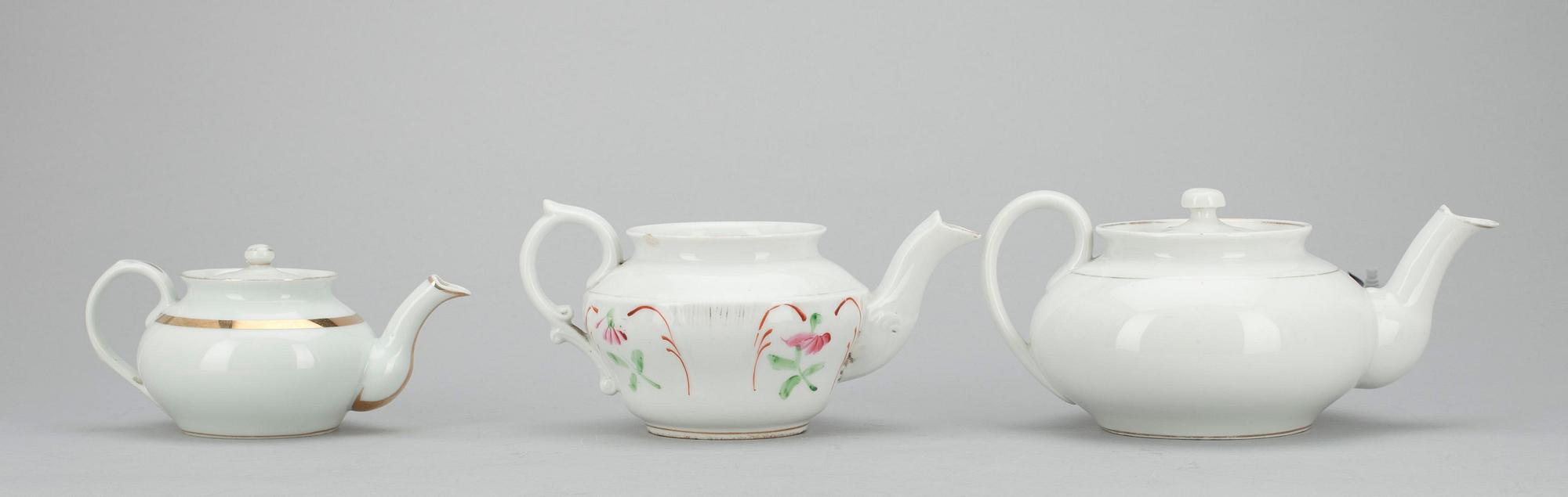 KANNOR, 3 st, porslin, Kuznetsov, sekelskiftet 1800/1900.