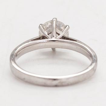 Ring, 18K vitguld, briljantslipad diamant ca 1.30 ct.