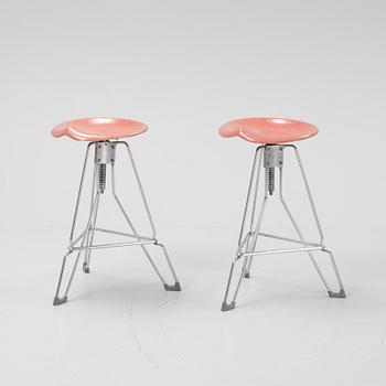 Yasu Sasamoto, a pair of stools "Dulton stool", Dulton Co, second half of the 20th Century.