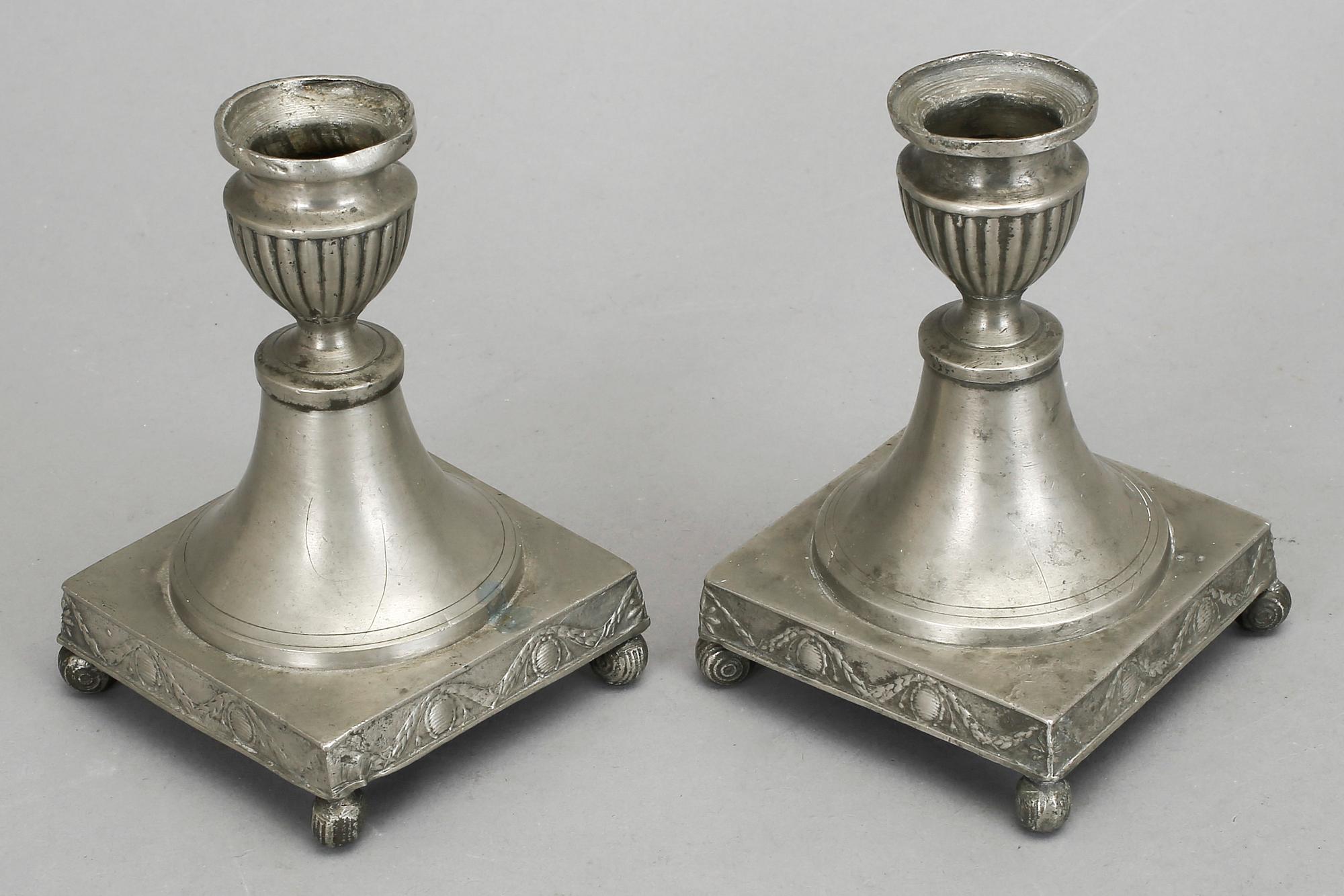 LJUSSTAKAR, ett par, tenn, sengustavianska, GA Bergman Kristianstad 1840.