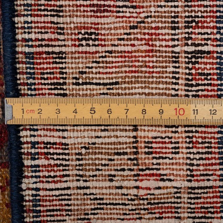 Gallery carpet, Malajir, approx. 490 x 80 cm.