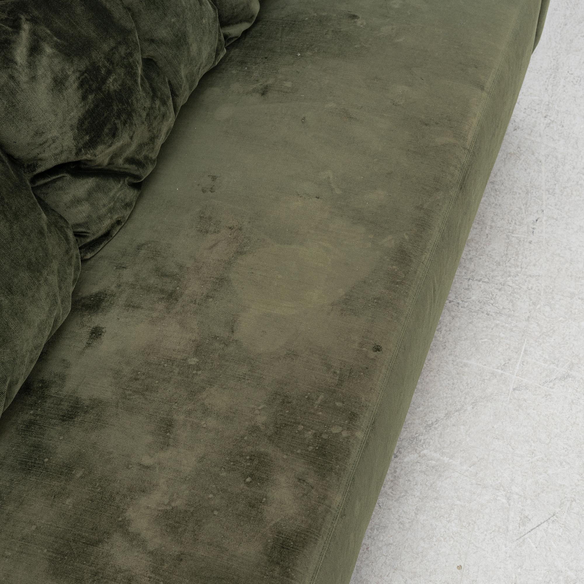 Sofa, contemporary manufacture.