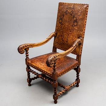 FÅTÖLJ, barockstil, 1900-talets första hälft.