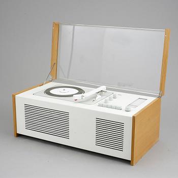 RADIOGRAMMOFON, "SK 61 S", modellen formgiven av Hans Gugelot & Dieter Rams 1956 för Braun AG, Tyskland.