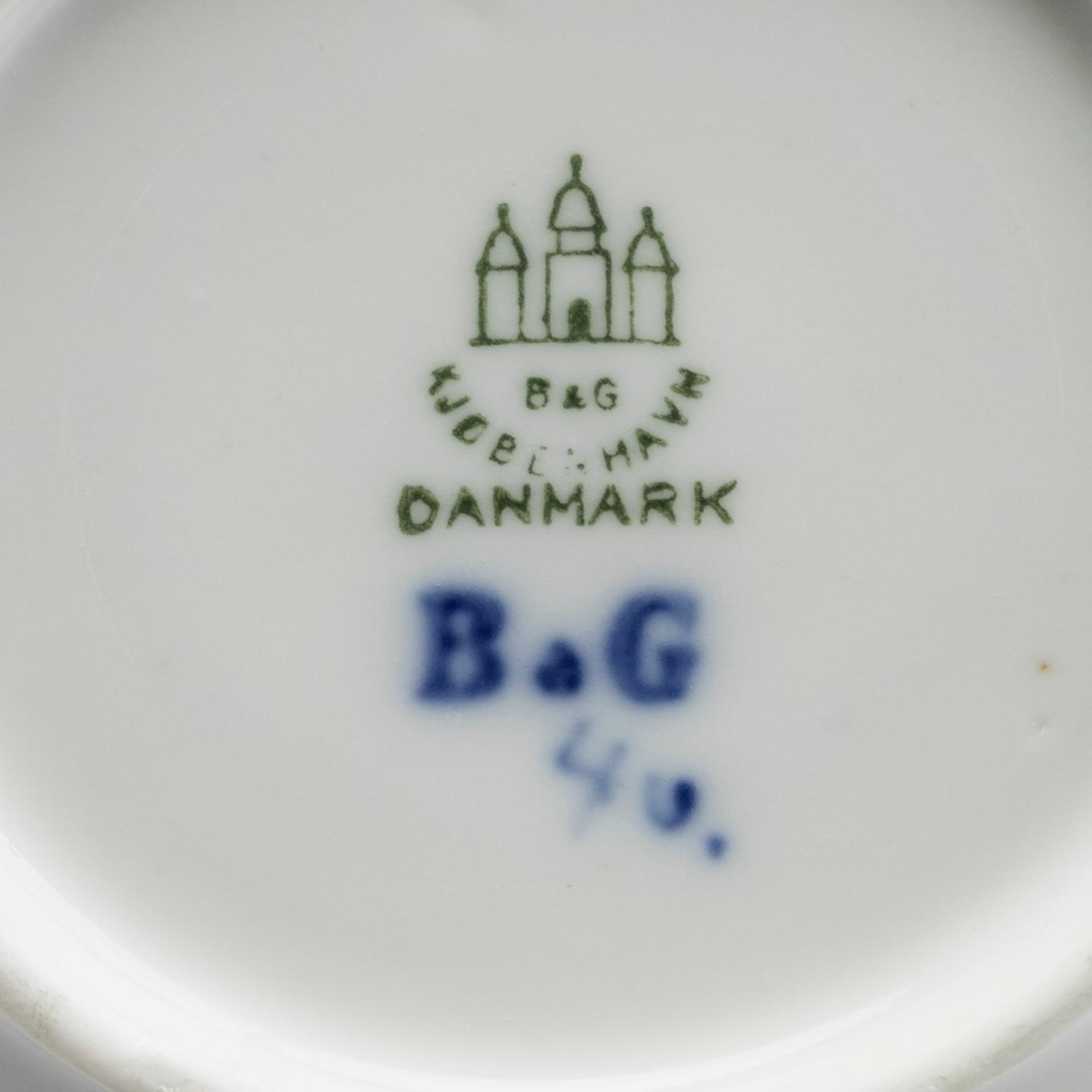 KAFFE-/MOCKAERVISDELAR Bing & Gröndahl,  musselmalet, 9 delar.