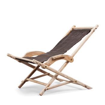 A lounge chair, mid-20th century.