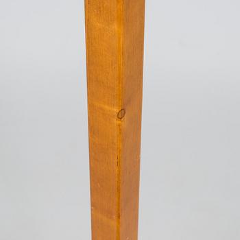 Aino Aalto, golvlampa, modell 806A tillverkare Oy Taito Ab. 1940-tal.