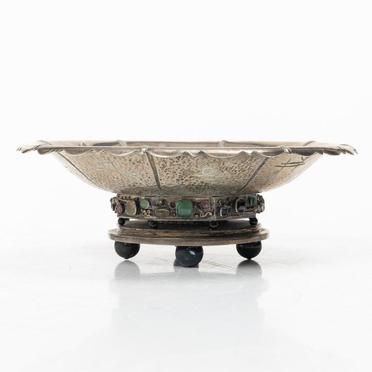 Bowl, silver, 20th century.