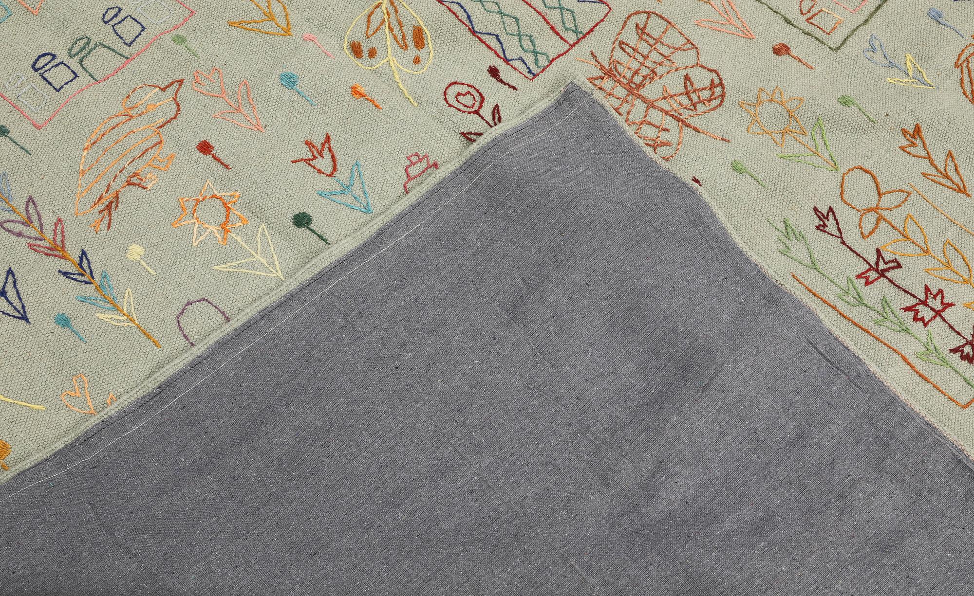 Matta, Kelim, handbroderad, 239 x 176 cm.