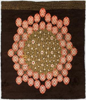 An early Finnish 20th century rya rug. Circa 173x150 cm.