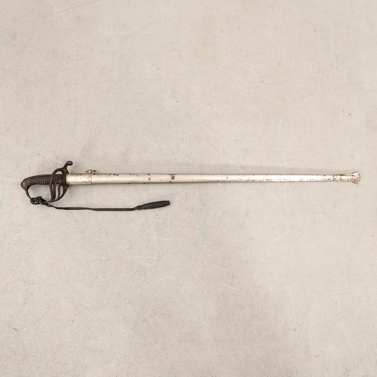 Sabre, French, 1882 for infantry, African model, with scabbard.