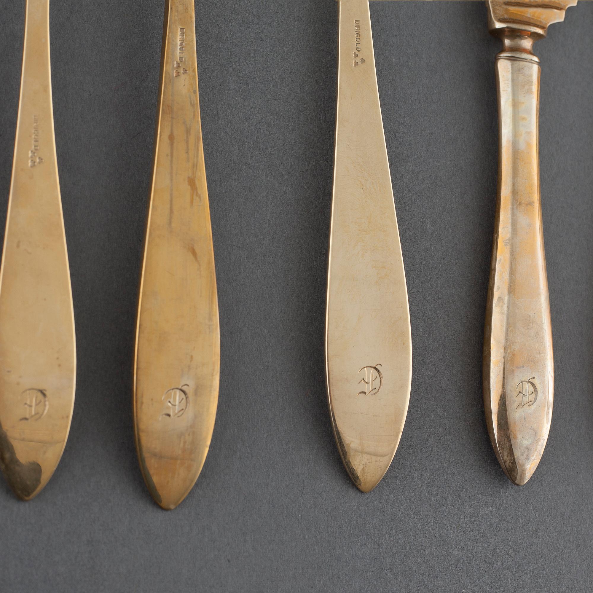 194 pieces of dirigold cutlery, 20th century.