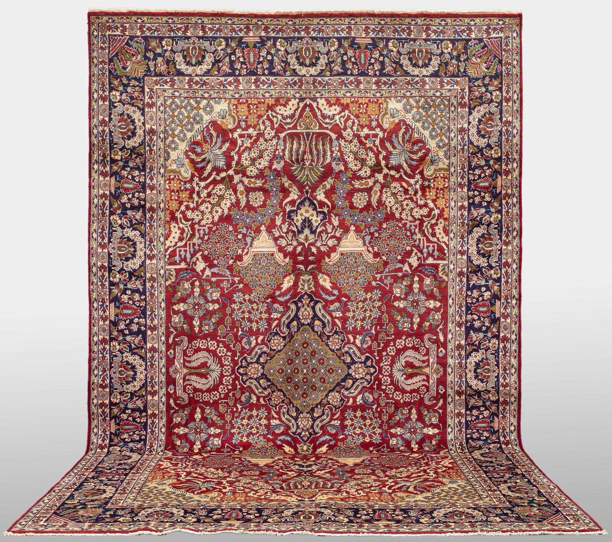 Matta, Najafabad, ca 448 x 287 cm.