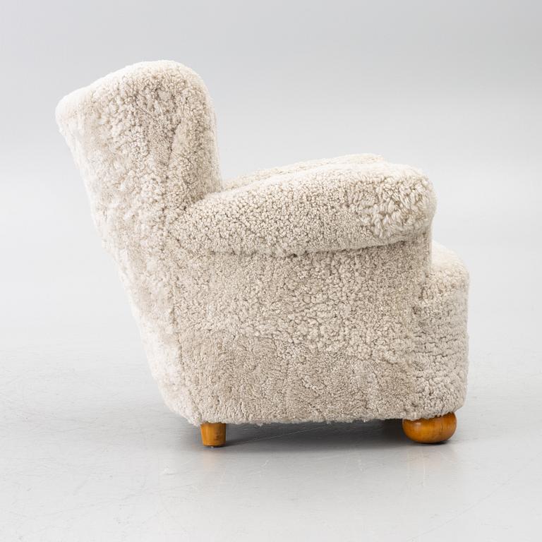 A Swedish Modern armchair, 1940s.