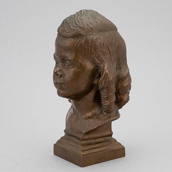 Nils Möllerberg, skulptur. Brons. Signerad. Numrerad nr 4. Gjutarstämpel. Höjd 19 cm.