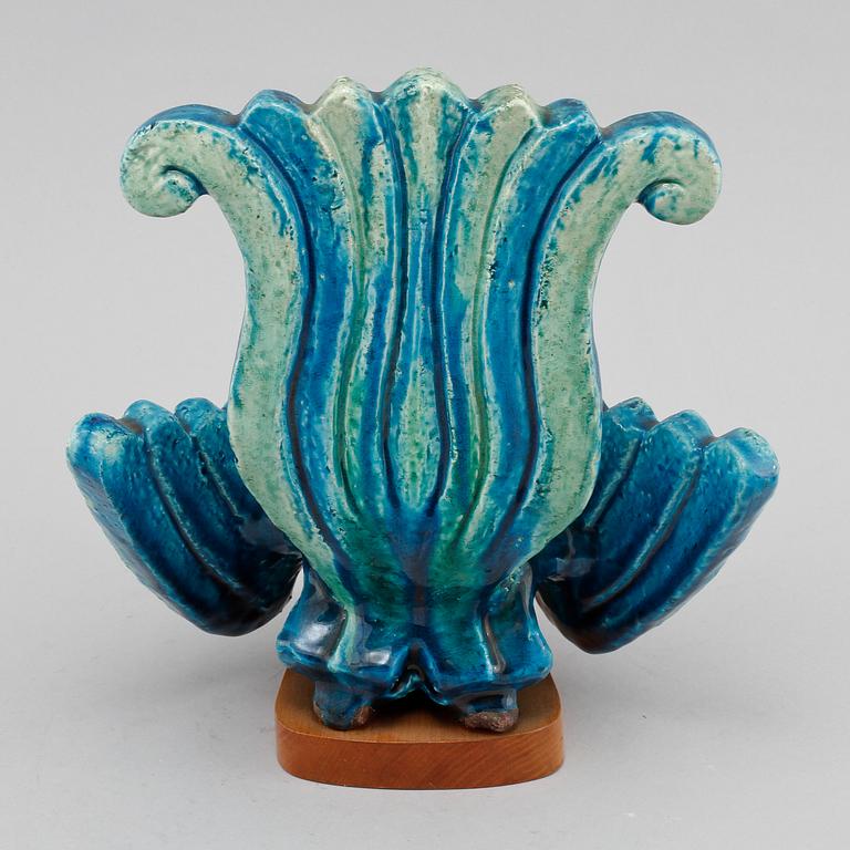 SKULPTUR, chamotterat stengods, Gunnar Nylund, Rörstrand, 1900-talets andra hälft.