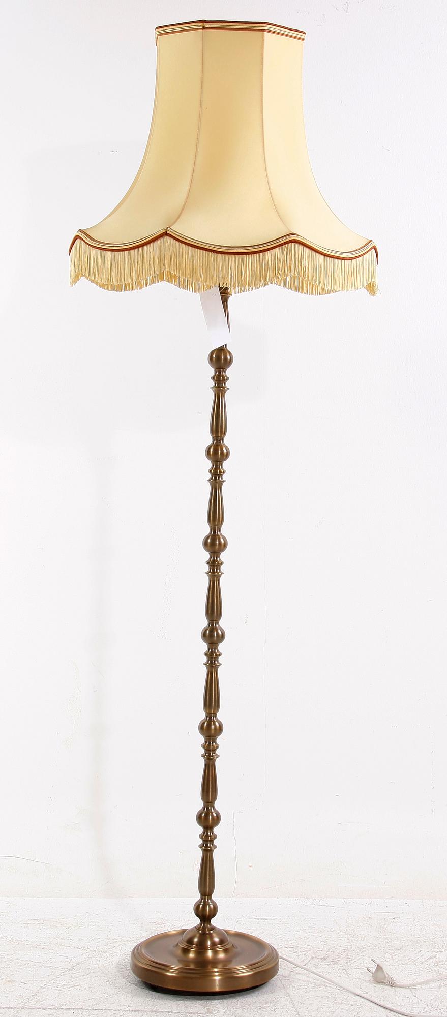 GOLVARMATUR, mässing, sent 1900-tal.