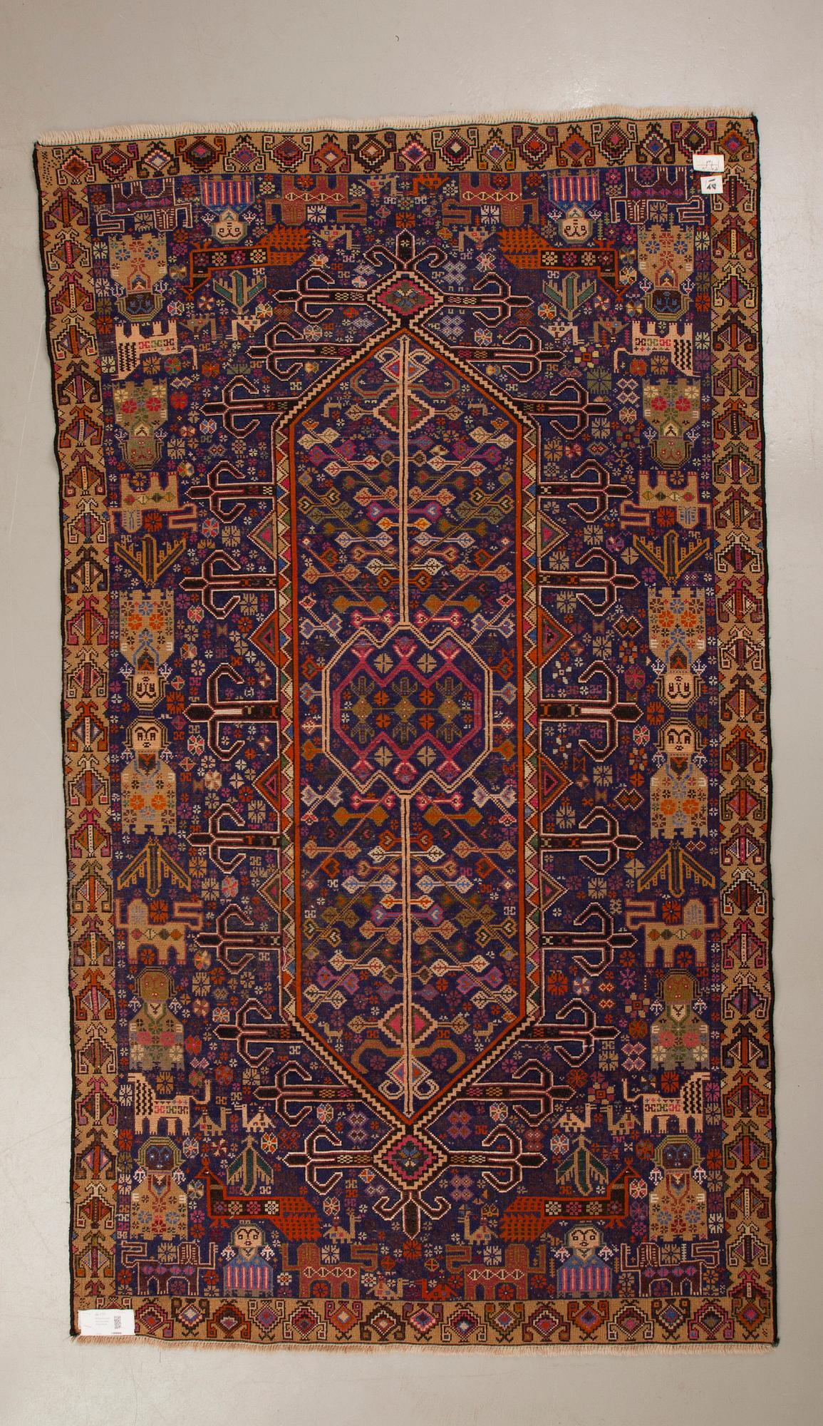 MATTA, troligen Shiraz, Iran. Ca 210x120 cm.
