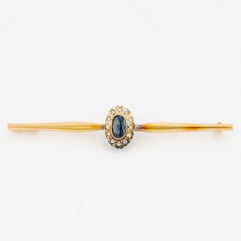 Brooch, 18K gold, with sapphire and rose-cut diamonds.