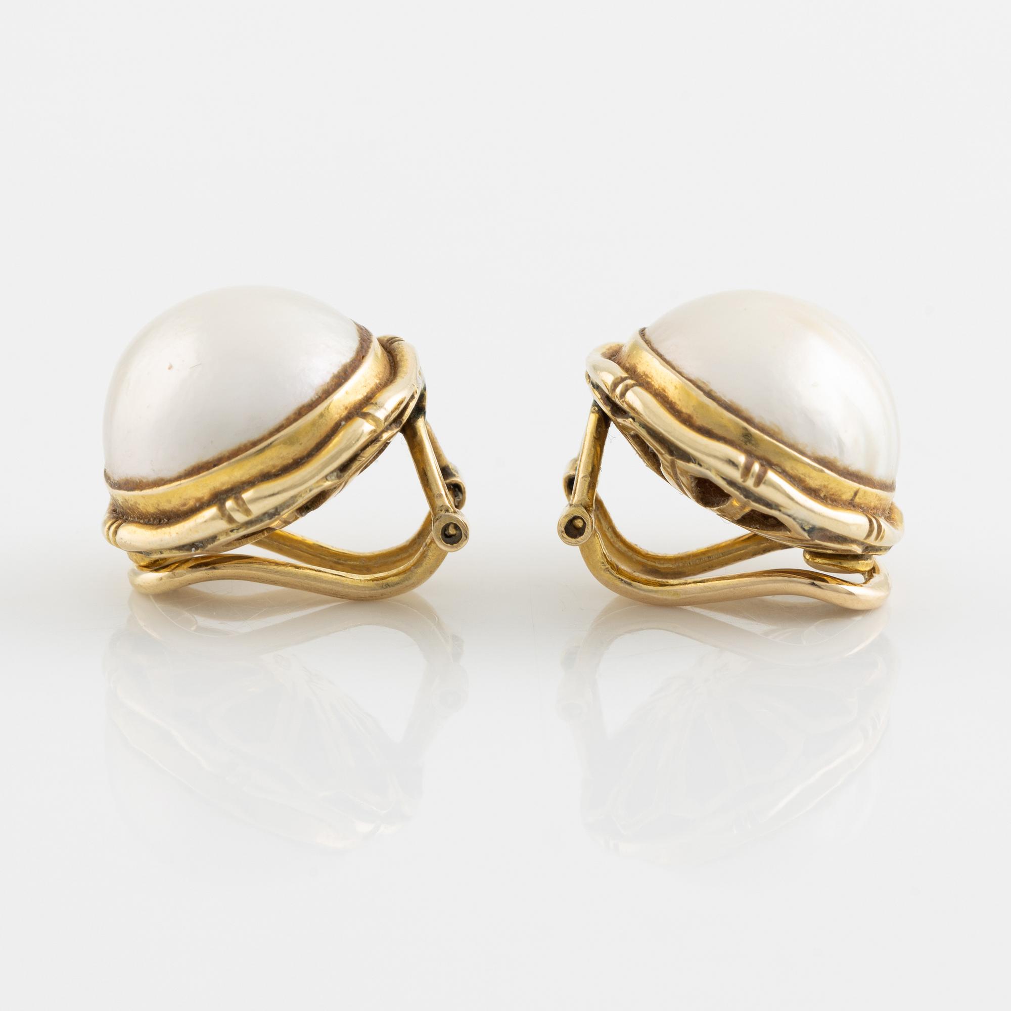 14K gold and mabe pearl clip earrings.