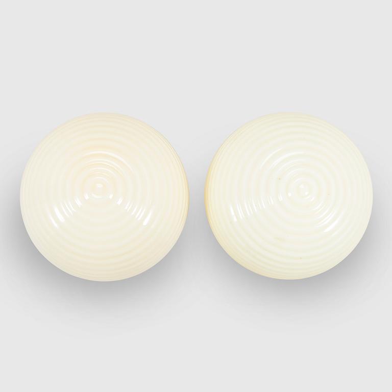 Paavo Tynell, katto-/ seinävalaisimia, 2 kpl, malli 2008, Taito 1930-luku.