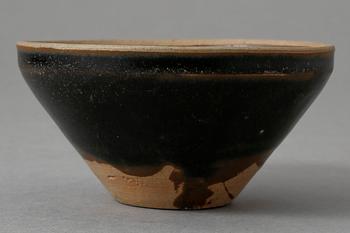 SKÅL, lergods, Temmoku, troligen Japan, 1800-tal.