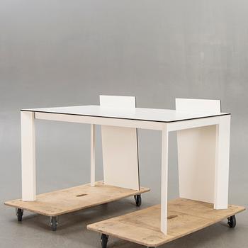 Caronni & Bonanomi, a "Every + Grid" dining table for Desalto 21st century.