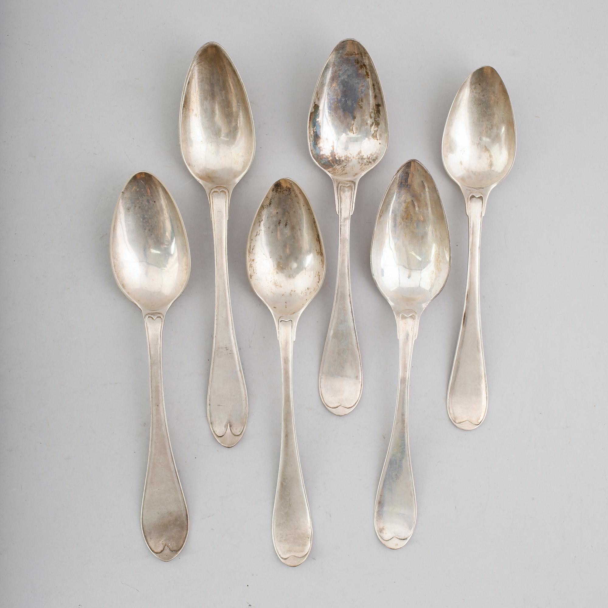 MATSKEDAR, 6 st snarlika, silver, svenska stämplar, 1800-talets första hälft. Vikt ca 328 gram.
