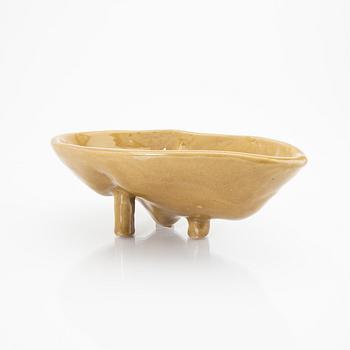 Signe Persson-Melin/Claes Oldenburg, a mask of Claes Oldenburg glased stoneware 1960s.