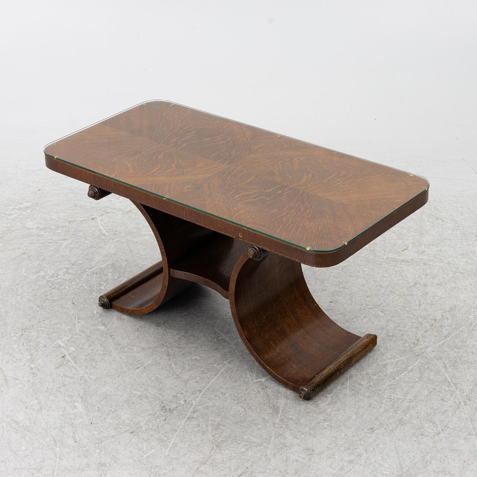 A coffee table, Art Deco style, modern manufacture.