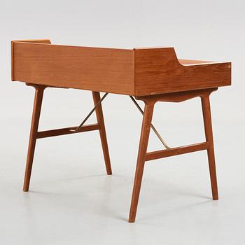 An Arne Wahl Iversen teak desk, Vinde Møbelfabrik, Denmark.