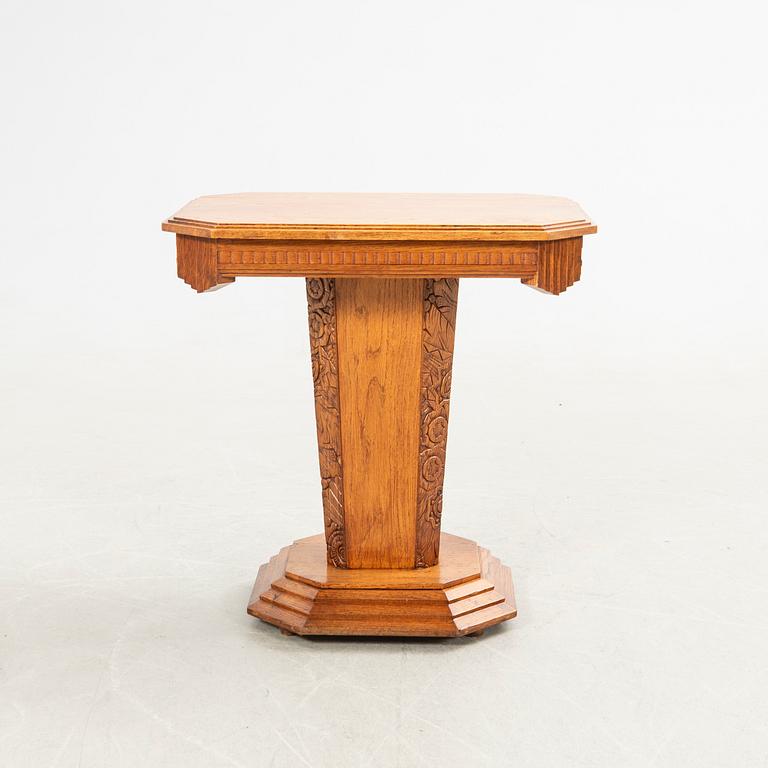 Table, first half of the 20th century.